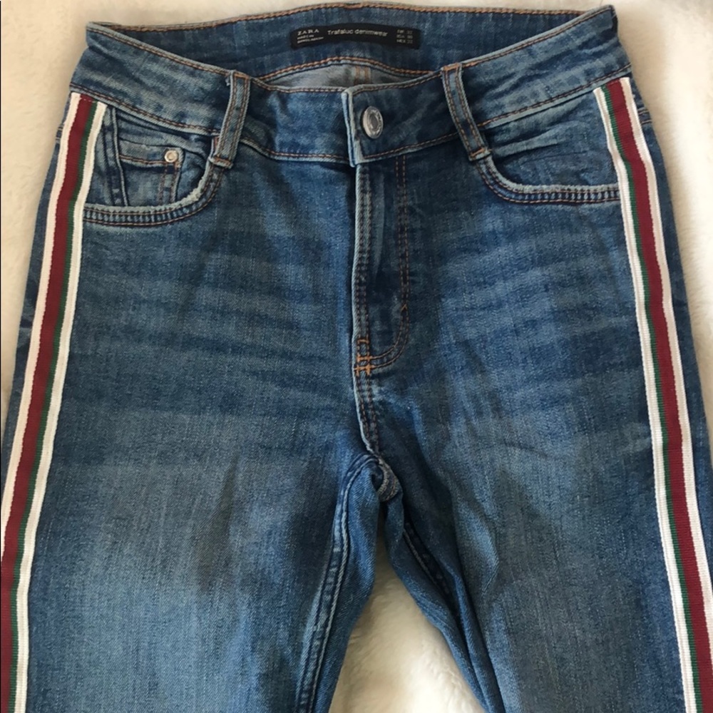 Zara jeans with side stripes